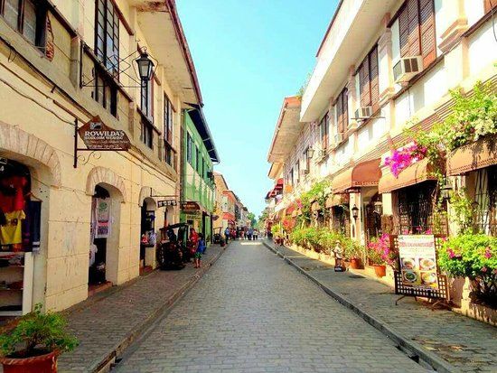 Vigan Calle Crisologo